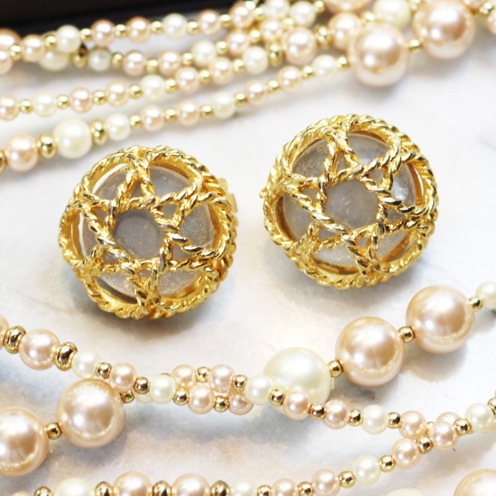 ⚜️ Vintage Paolo Gucci Gold Stars with Caged Moon Stone Earrings - Picture 10 of 16